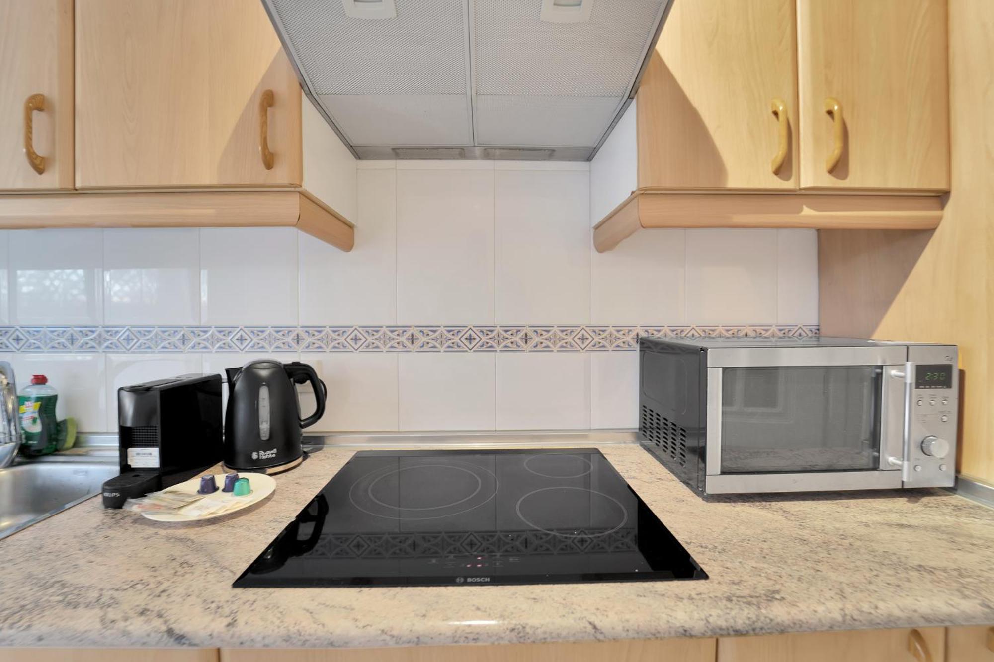 Con Enorme Terraza En Complejo Con Piscina En Nueva Andalucia - Lorcrimar Apartamento Marbella